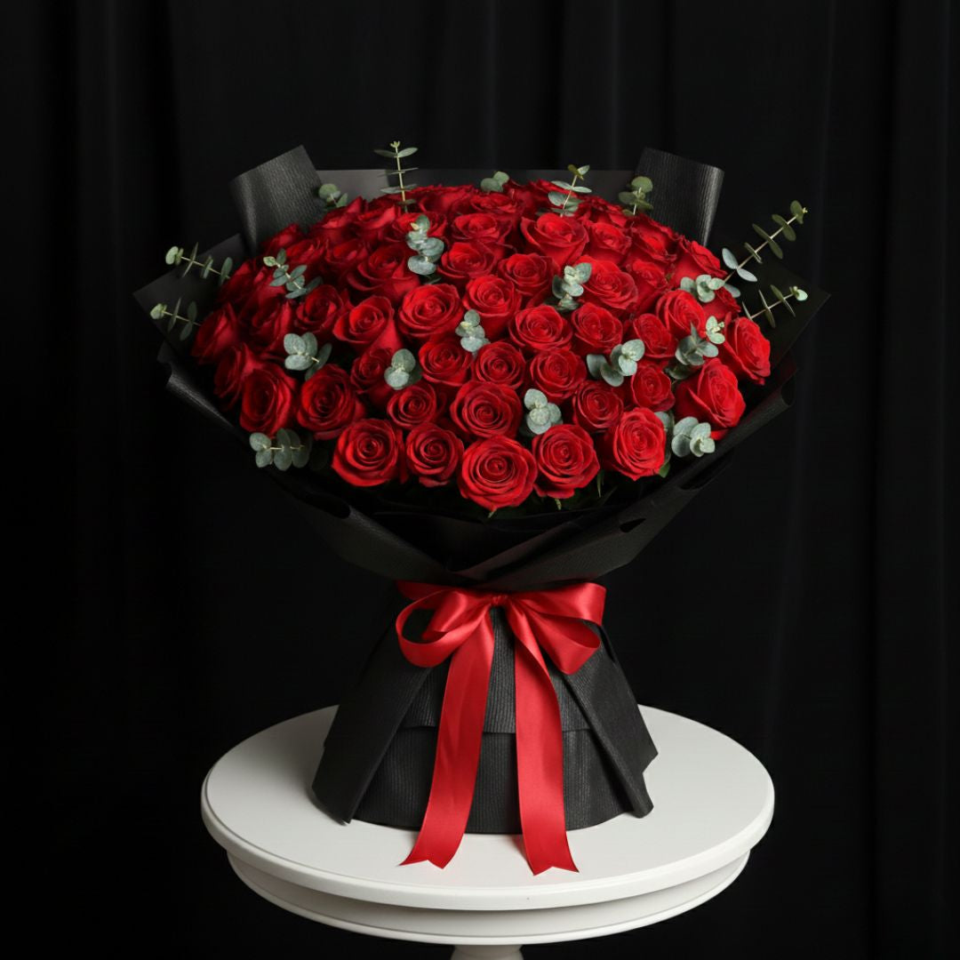 Valentine's Midnight Obsession Bouquet